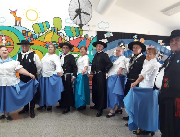 1º Encuentro tradicionalista de Danza y cultura Argentina en El Volcán para Adultos Mayores.