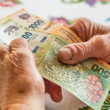 Aumento Confirmado del 4.2% para Jubilados en Octubre, pero Sin Bono Extra por Inflación